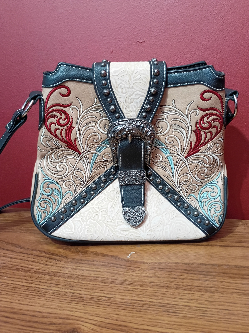 P&G Western Shoulder Bag